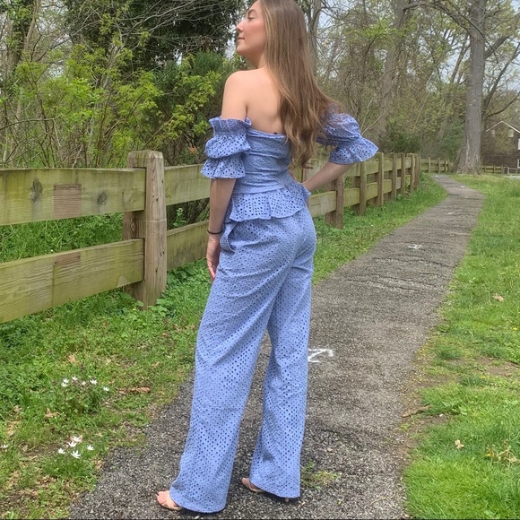 Off Shoulder Anglaise Top Puff Sleeve - Picture 9 of 11